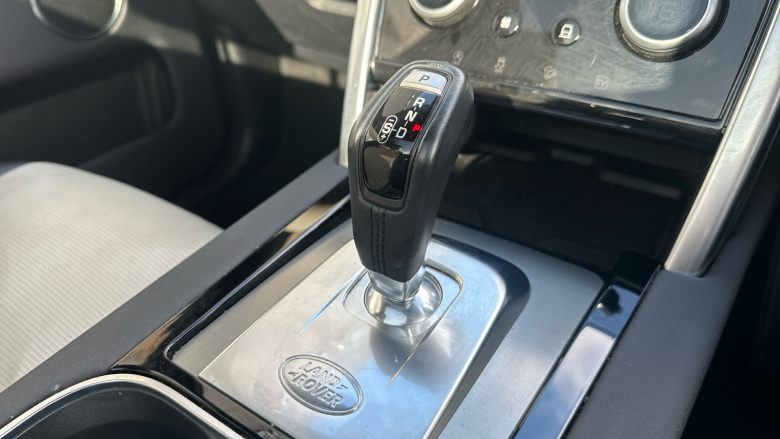 Land Rover Discovery Sport 1.5 P300e Urban Edition 5dr Auto [5 Seat] Station Wagon